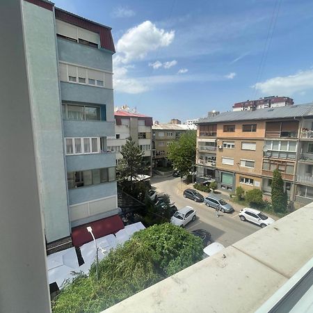 Shesh Hostel Prishtinë Ngoại thất bức ảnh