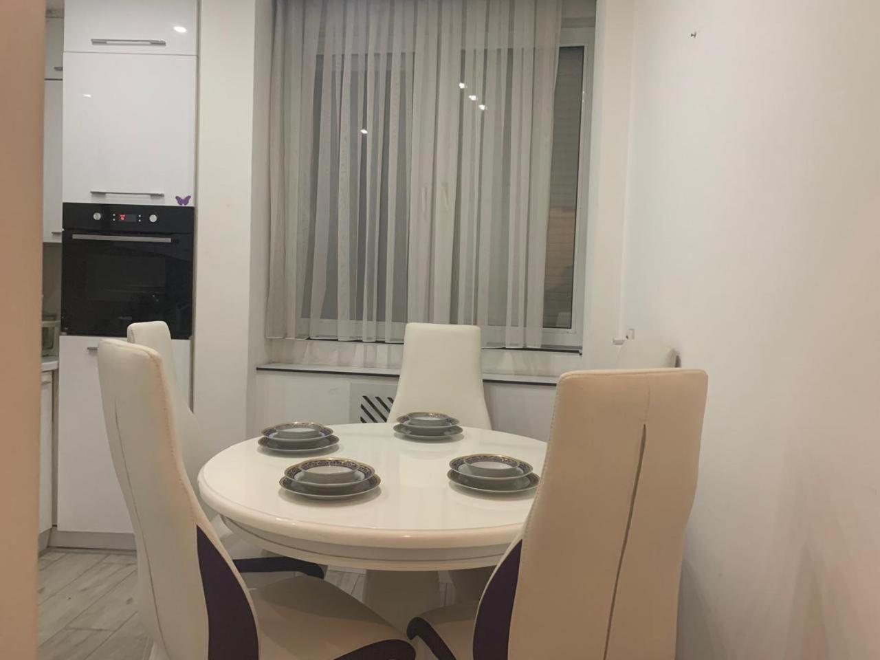 Shesh Hostel Prishtinë Ngoại thất bức ảnh
