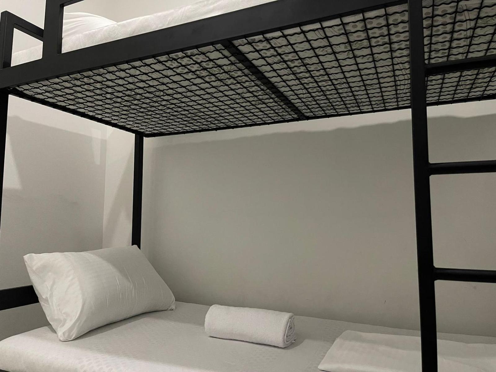 Shesh Hostel Prishtinë Ngoại thất bức ảnh